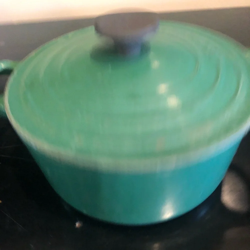 LeCreuset Pot with top 18cm Preowned green